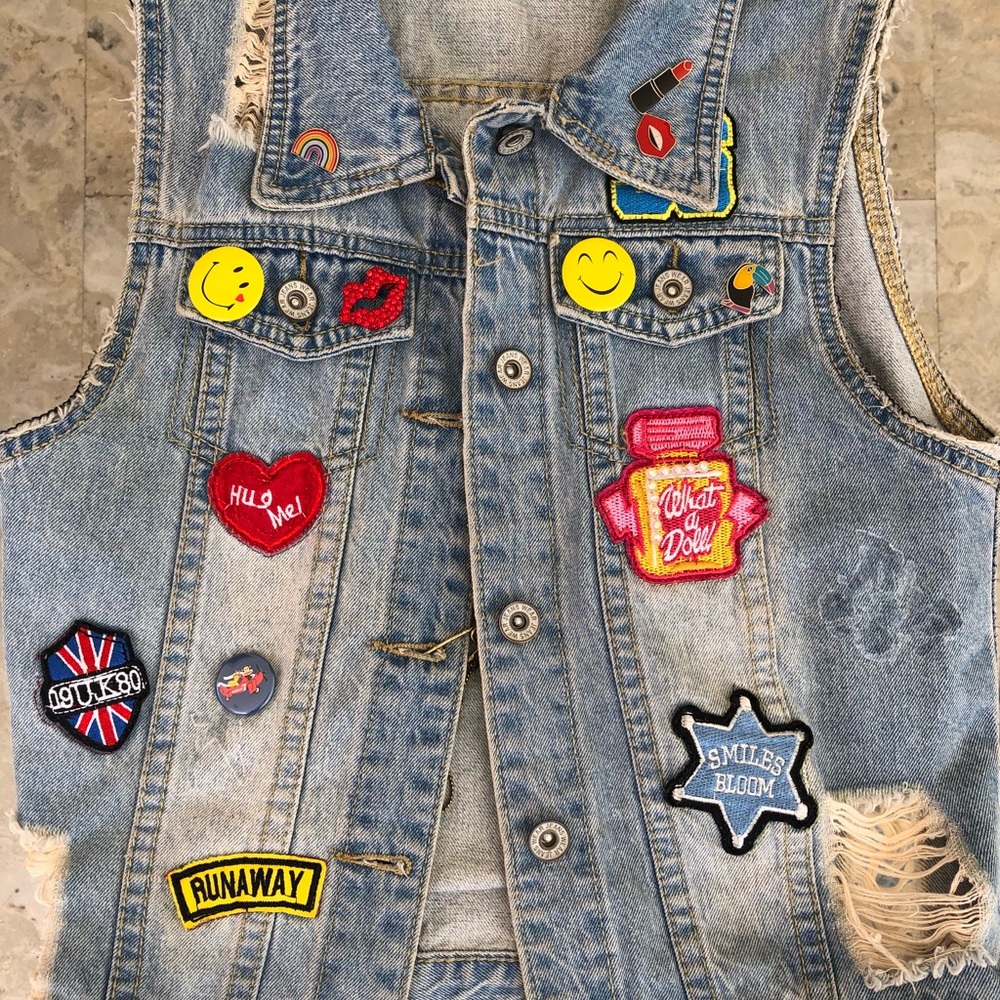 Pinned vest